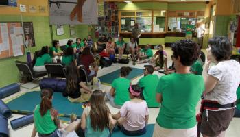 Les camisetes verdes fa mesos que es mostren als centres de Balears, com en aquest cas, a l'IES Juníper Serra de Palma.