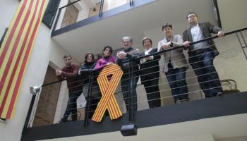 D'esquerra a dreta: Àlex Segura, Catalina Reynés, Caterina Canyelles, jaume Mateu, Lila Thomàs, Susanna Moll i Antoni Bennàssar.