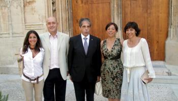 Qui era fins avui responsable de comunicació de la Conselleria d'Educació, Patricia Moreno -a l'esquerra de la imatge-, acompanyant l'exconseller Rafel Bosch i la resta de l'equip d'assessors de l'etapa Bosch.