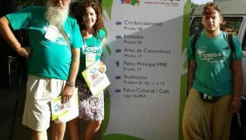 Tres dels integrants de la delegació illenca al fòrum educatiu brasiler.