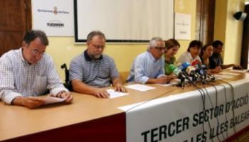 Representants de les vuit xarxes d'acció social.