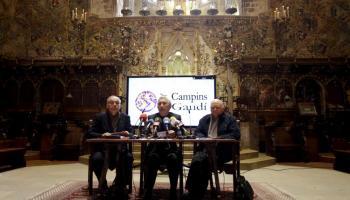 palmabotaRoda de premsa a la seu -darrera l'altar major- per dona