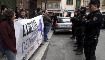 Imatge dels concentrats aquest dijous a Palma, davant dels jutjats de Via Alemanya. 