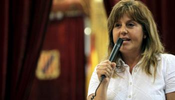 Camps s'enorgulleix de «capitanejar» el canvi educatiu a Balears