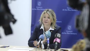 Riera, aquest dilluns, donant comptes de les novetats a la nova Llei de funció pública.