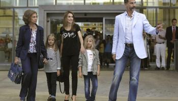 La reina Sofia i els prínceps d'Astúries, amb les seves filles, en una imatge d'arxiu.