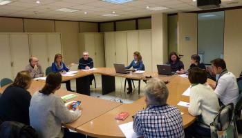Reunió de la mesa tècnica entre la conselleria i els sindicats per a tractar la qüestió dels professors interins.