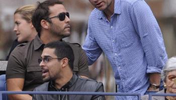 Entre les grades, hi abundaven les cares conegudes, com l'actor David Duchovny.