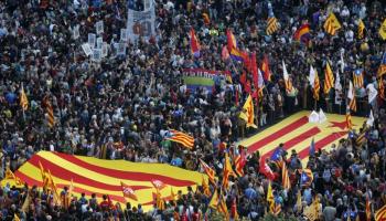 Concentració a la plaça Catalunya de Barcelona el mateix dia que el rei abdicà.