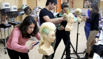 Imatge d'un dels cursos de PQPI que es fan a l'IES Francesc de Borja Moll. 