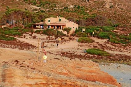 Dins el Parc de Llevant, s'Arenalet`´es el més preuat ja que té la platja just davant.