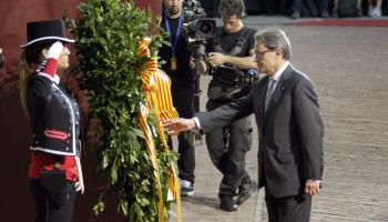 Els homenatges al fossar de les Moreres donen el sus a la Diada de Catalunya
