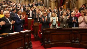 Imatge del Parlament després d'aprovar la Llei de consultes. 