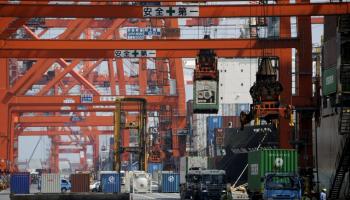 El robot dissenyat permetrà desplaçar-se tant per aire com per terra per dur a terme les tasques d’inspecció visual en vaixells de gran tonatge. 