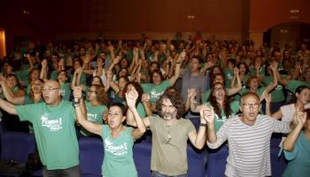La trobada a Petra començà amb la cançó de 'L'estaca'.