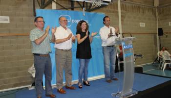 En un acte a Sencelles, Joan Rotger, Ventura Rubí, Antònia Vallès i José Ramón Bauzá.
