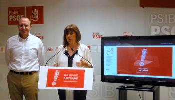 Francina Armengol, secretària general dels socialistes, i Andreu Alcover, coordinador de la trobada, han presentat l'estructura i funcionament de la Conferència Política. 