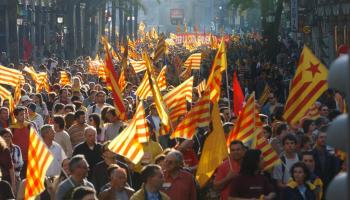 Manifestació de caire sobiranista al centre de València.