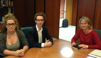 Els membres de la Federació d'estudiants i Riera. 