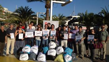 Campanya dels socialistes contra la importació de fems del continent via el port d'Alcúdia.