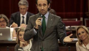 El mandatari balear assegura que ells sí que paguen els proveïdors, a diferència del govern d'esquerres.