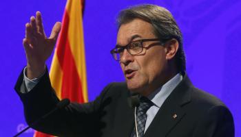 Mas reitera per carta la petició de diàleg a Rajoy per fer la consulta definitiva