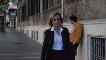 La portaveu popular a la Cambra autonòmica indica que les mesures d'altres formacions, com Podem, farien caure el sistema econòmic.