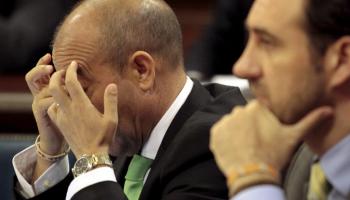 Gómez i Bauzá durant una sessió plenària de la Cambra balear. 