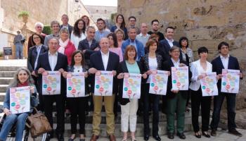 Armengol, al centre de la imatge, al costat de la resta de candidats al Parlament Balear. 