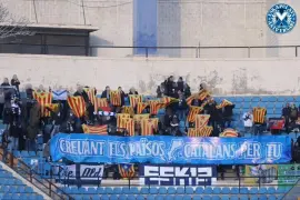 El Club Esportiu Europa denuncia un atac violent de la Policia espanyola a un aficionat que duia una bandera estelada