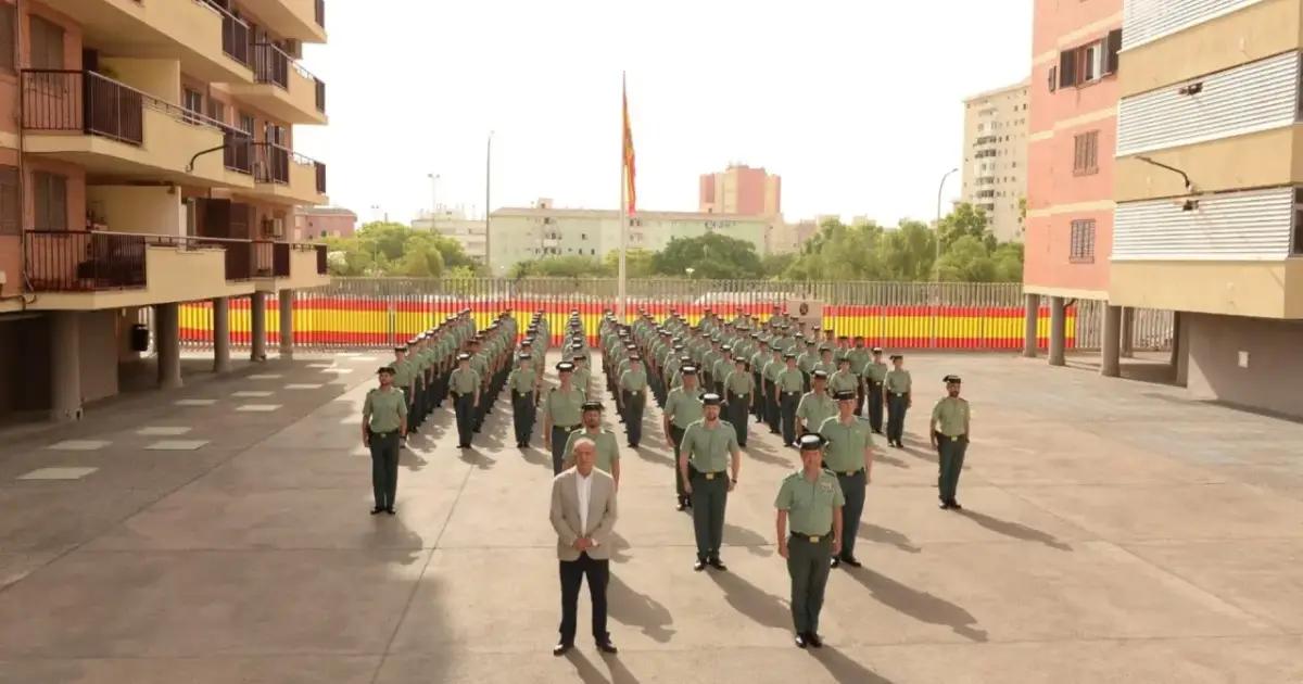 Un agent de la Guàrdia Civil li diu a una detinguda: «Habla en castellano con tu madre»